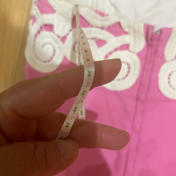 Lily Pulitzer strapless Barbie Pink Dess Sz 4 - Picture 3 of 4